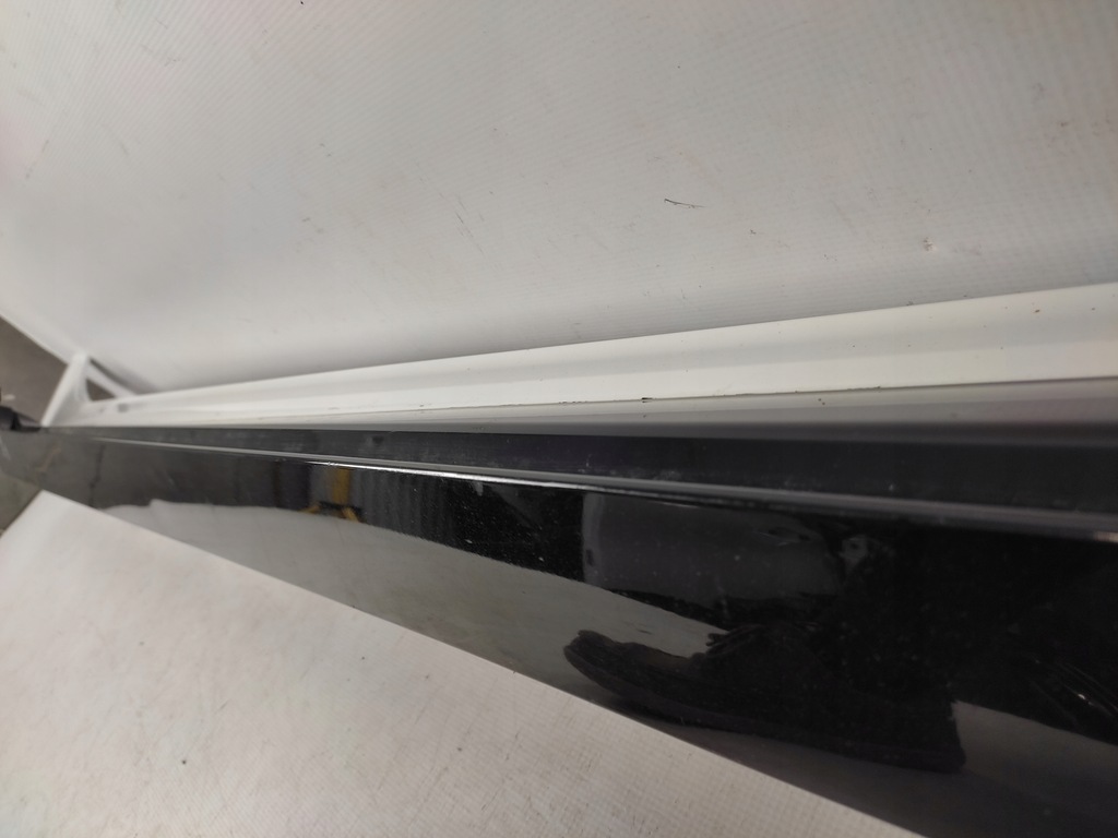 фото №9, Audi a7 c8 s-line 4k8 молдинг поріг права 2018-