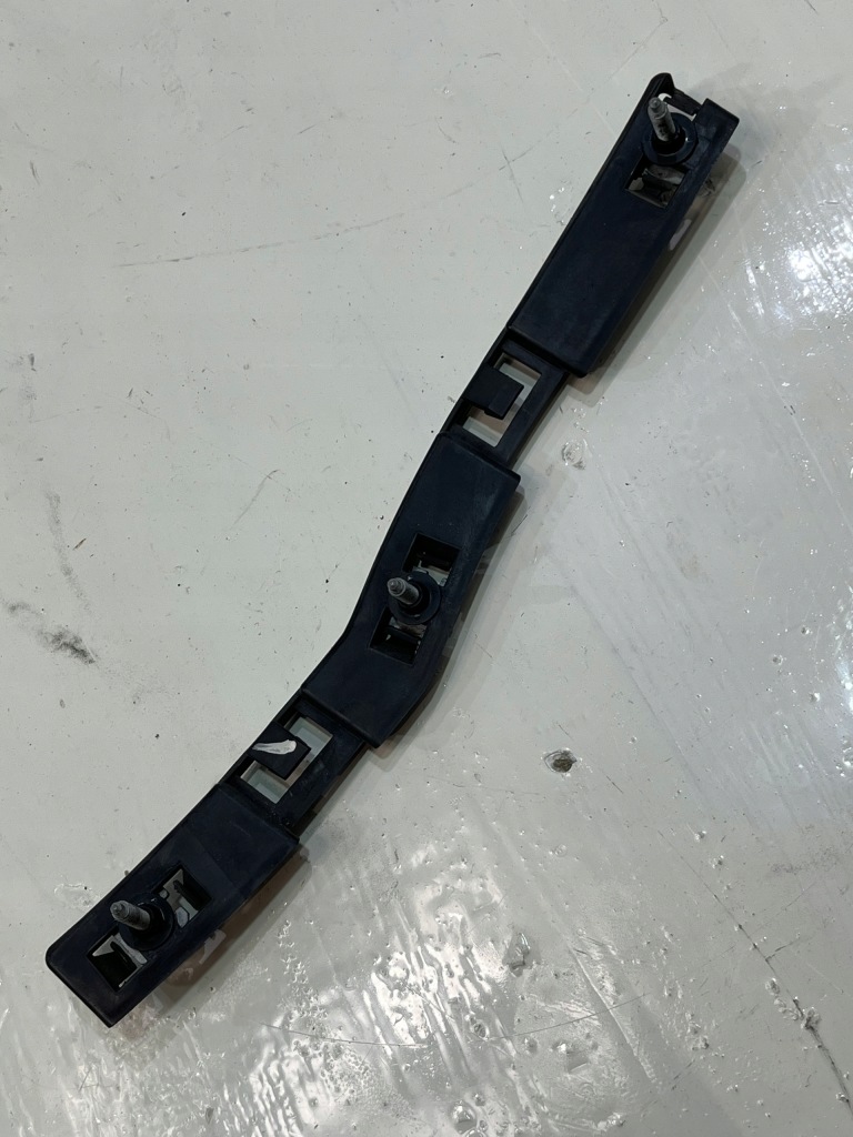 фото №1, Направляющая бампера левый задняя audi a8 d4 4h0807319