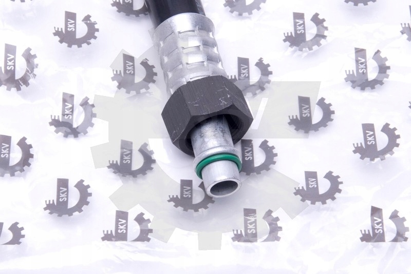 фото №1, Шланг кондиционера audi a6 c5 4b0260701b