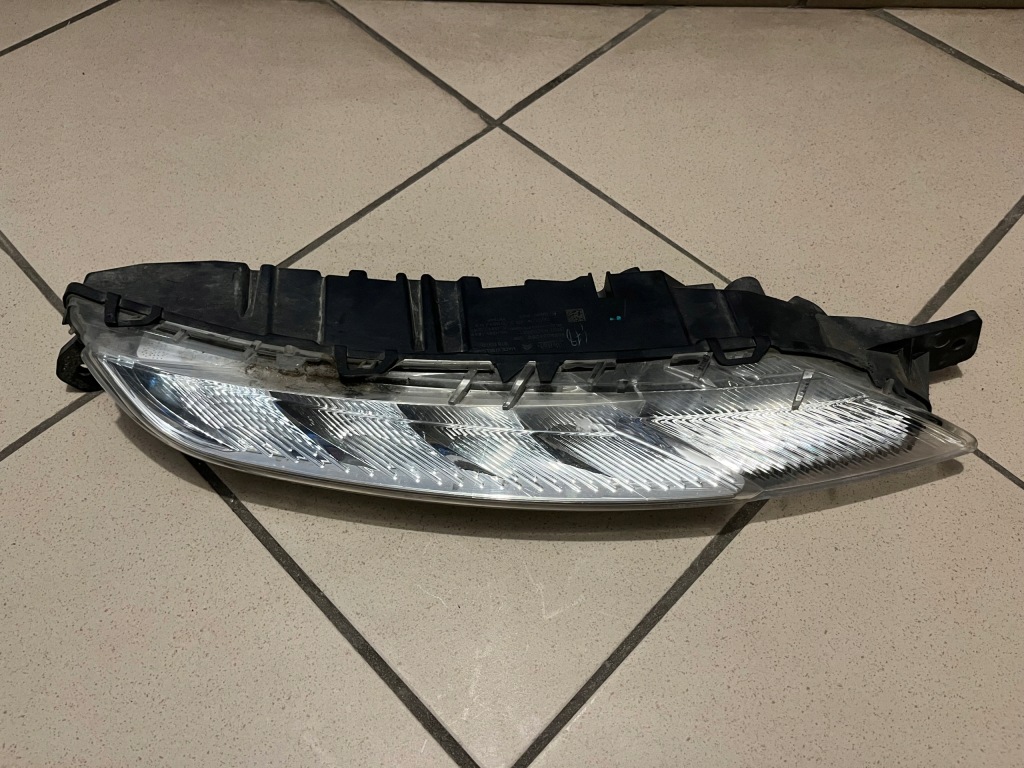 Купить Citroen c4 picasso 2 противотуманная фара led drl перед правый