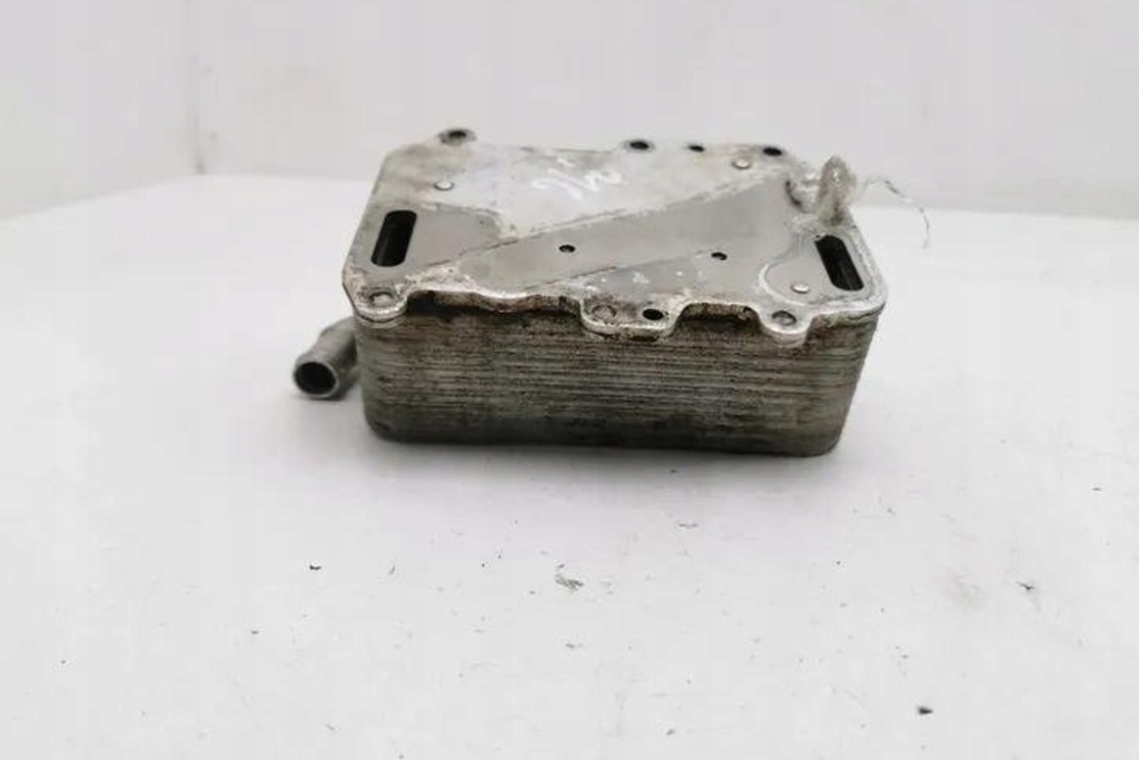 Радиатор масла audi a7 sportback 4ga, 4gf 059117021r 3.0l дизель 150kw Недорого