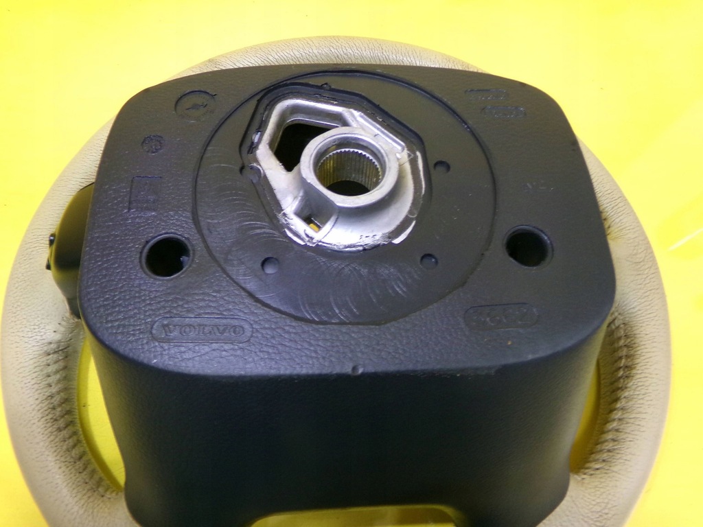 фото №11, Повітропровід шкіряний volvo xc70 30741877 nr81