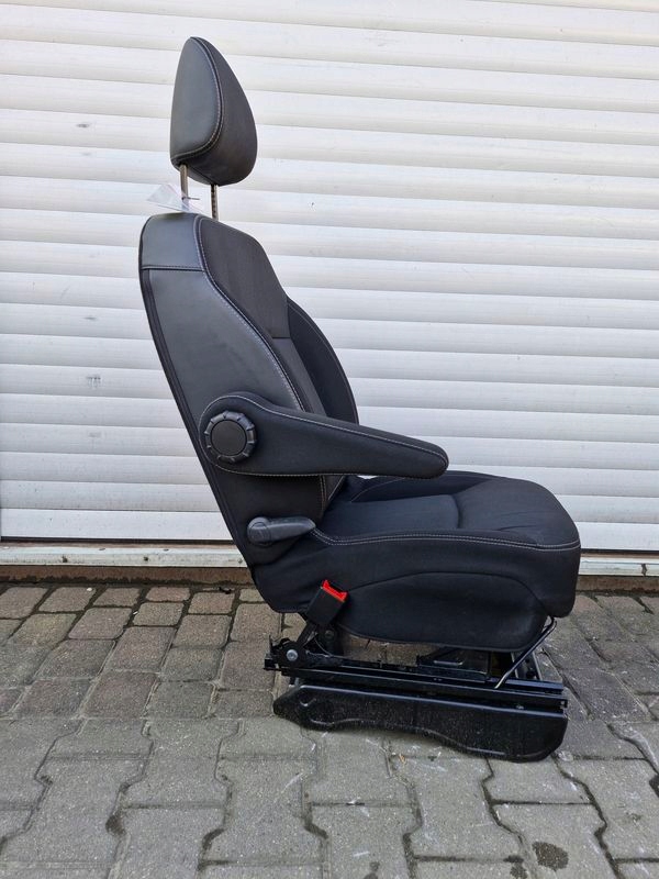 фото №7, Renault trafic iii 3 vivaro b сидіння лівий перед передній водія