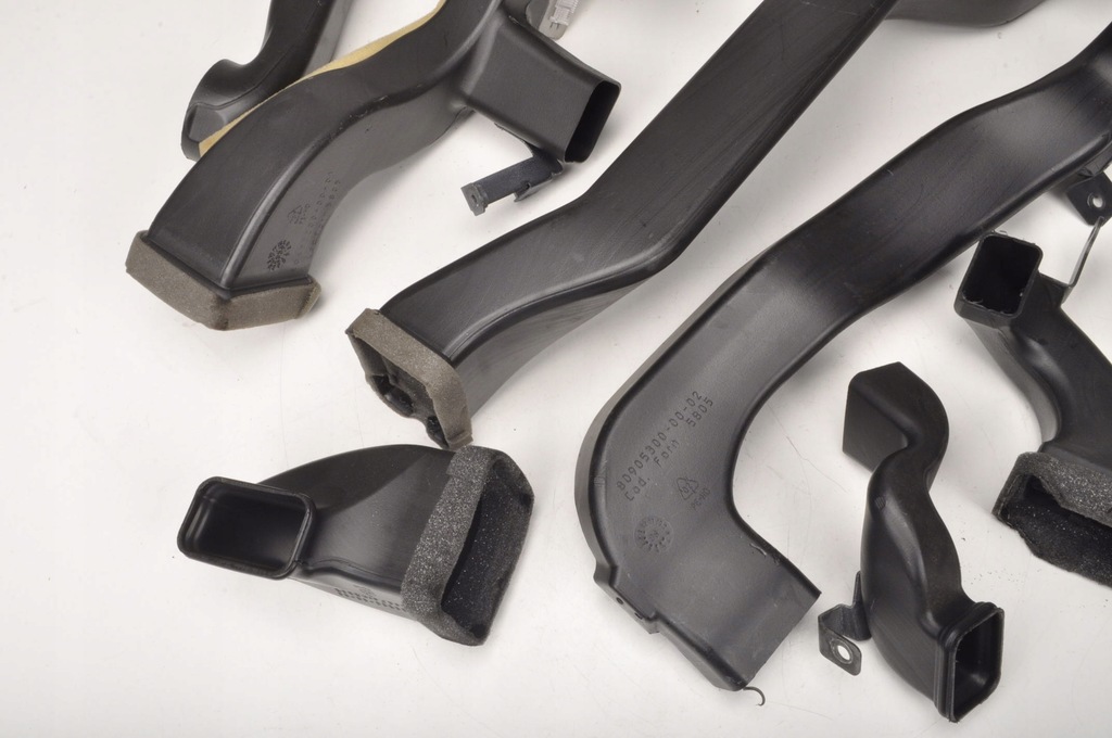 фото №5, Ferrari california f148 труба отопителя салона