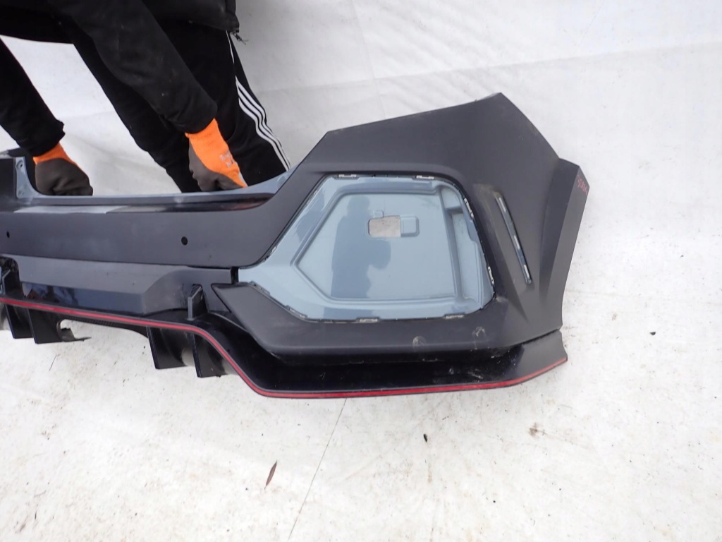 фото №6, Honda civic x 10 hb type-r 15-21 бампер задня pdc
