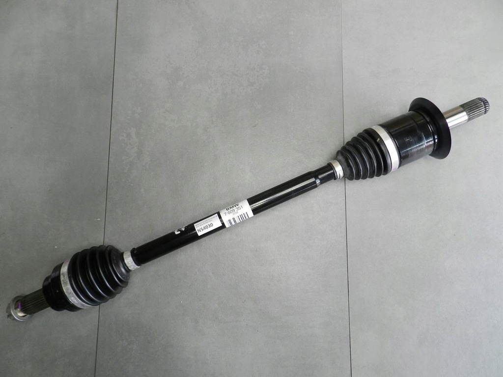 фото №1, Bmw 3 f34 приводной вал левая задняя 7609351