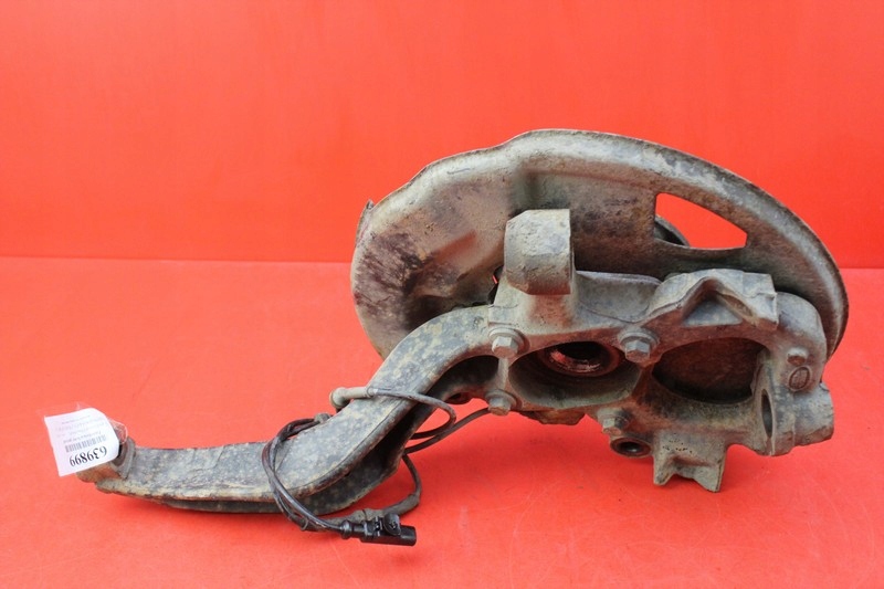 фото №4, Поворотный кулак правая перед land rover discovery iii 2.7