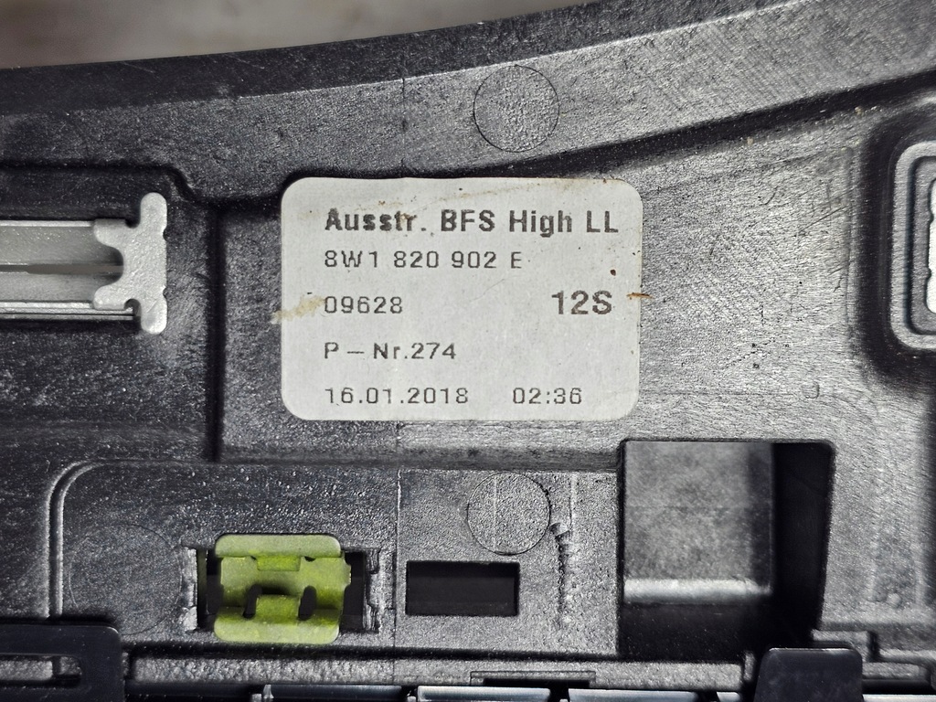 фото №13, Audi a5 s5 18- решётка обдув консоли средняя 8w1820902e usa