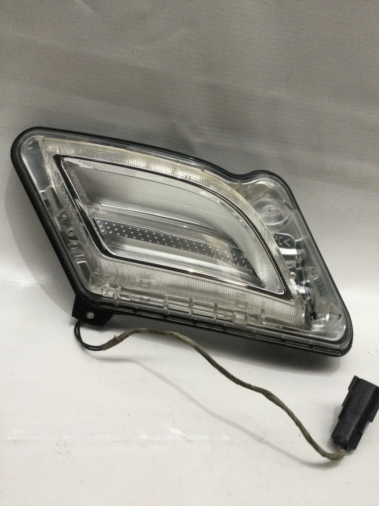 фото №1, Volvo s60 ii v60 протитуманна фара лівий 89091133 drl оригінал