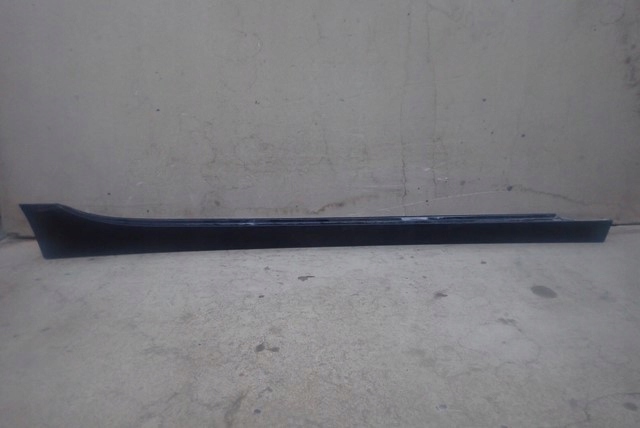 фото №1, Молдинг порог правая порог правый bmw 1 f40 2 ii f44