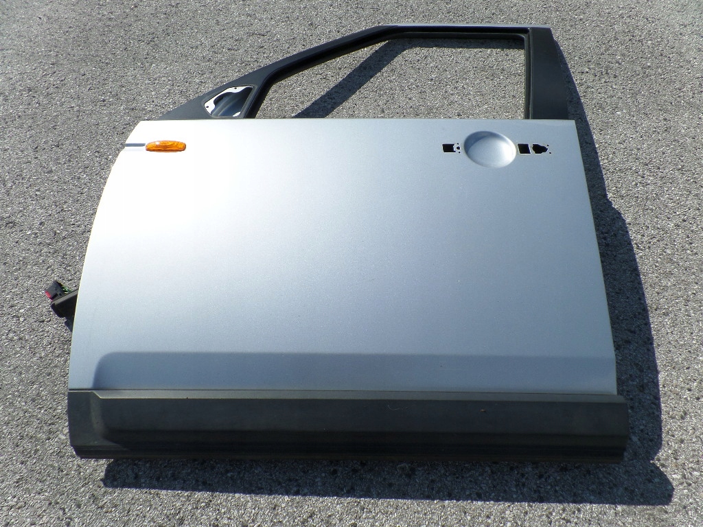 фото №1, Land rover discovery iii lrc798 дверь передние