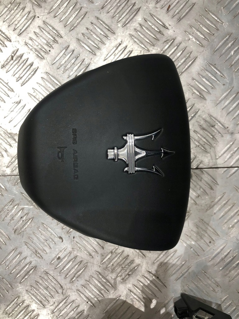 фото №7, Панель приладів консоль подушки безпеки подушка безпеки maserati levante