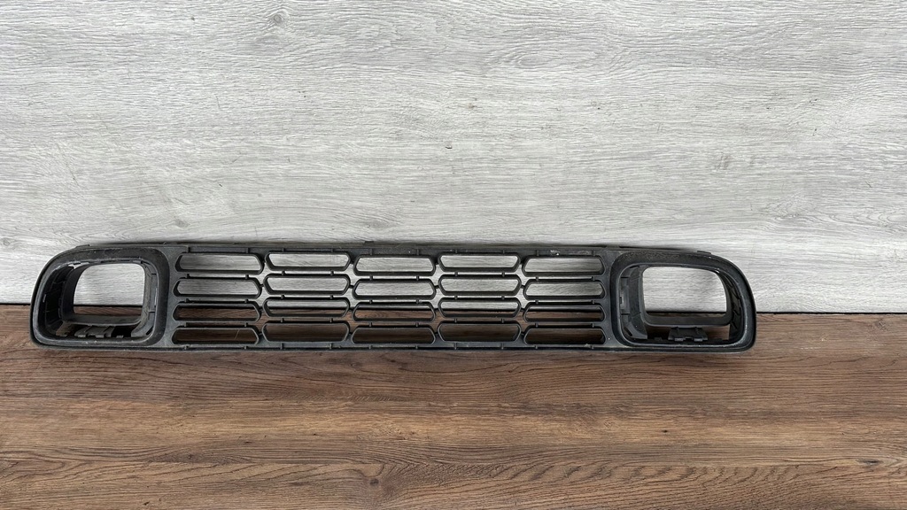 фото №1, Mini countryman r60 решётка заглушка перед 2016