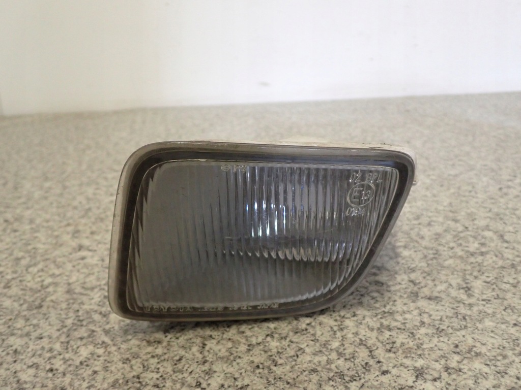 фото №2, Toyota camry 96-99 противотуманная фара передний левый