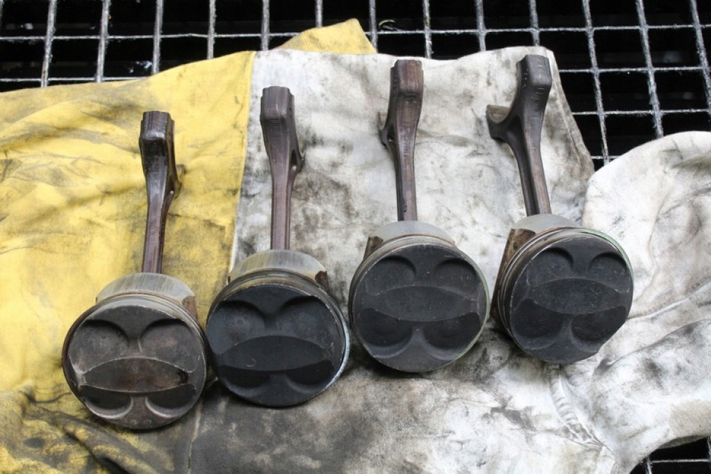 фото №16, Wał колінчастий поршні вкладиші mbgu30 peugeot 308 1 i t7 1.4 vti 95 km 07-11