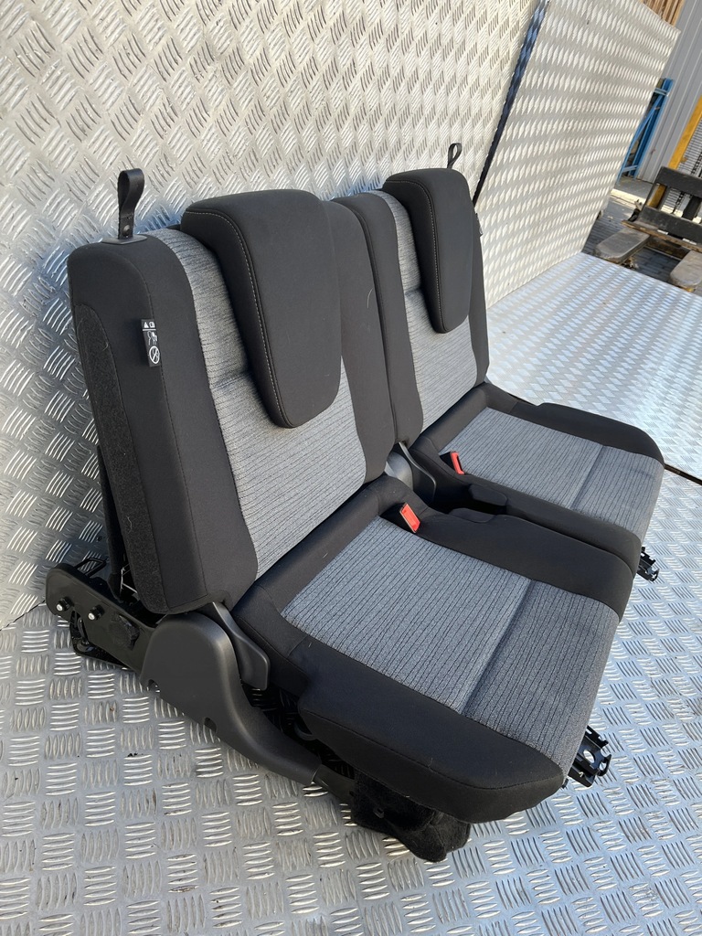 фото №2, Заднее сиденье сиденья задняя 3 ряд nissan x-trail iv t33 22-