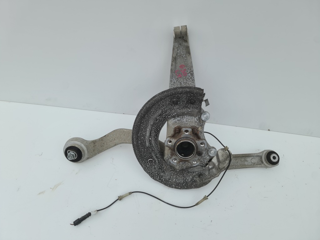 фото №1, Bmw g30 g31 поворотный кулак ступица рычаг левый перед