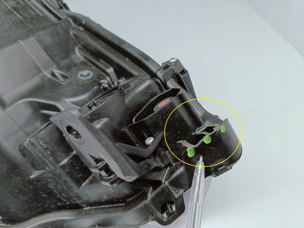 Toyota bz4x 22- фара ліва перед передня full led європа  koito 42-118 Доставка