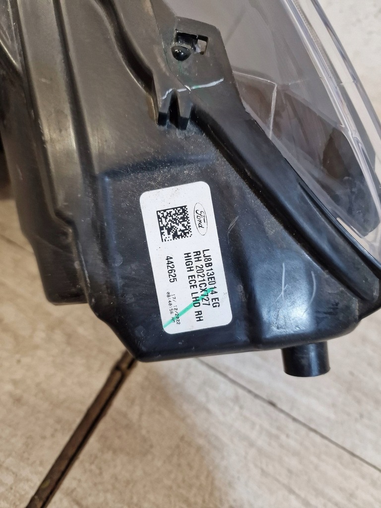 фото №6, Ford mustang mach-e high лампа правая