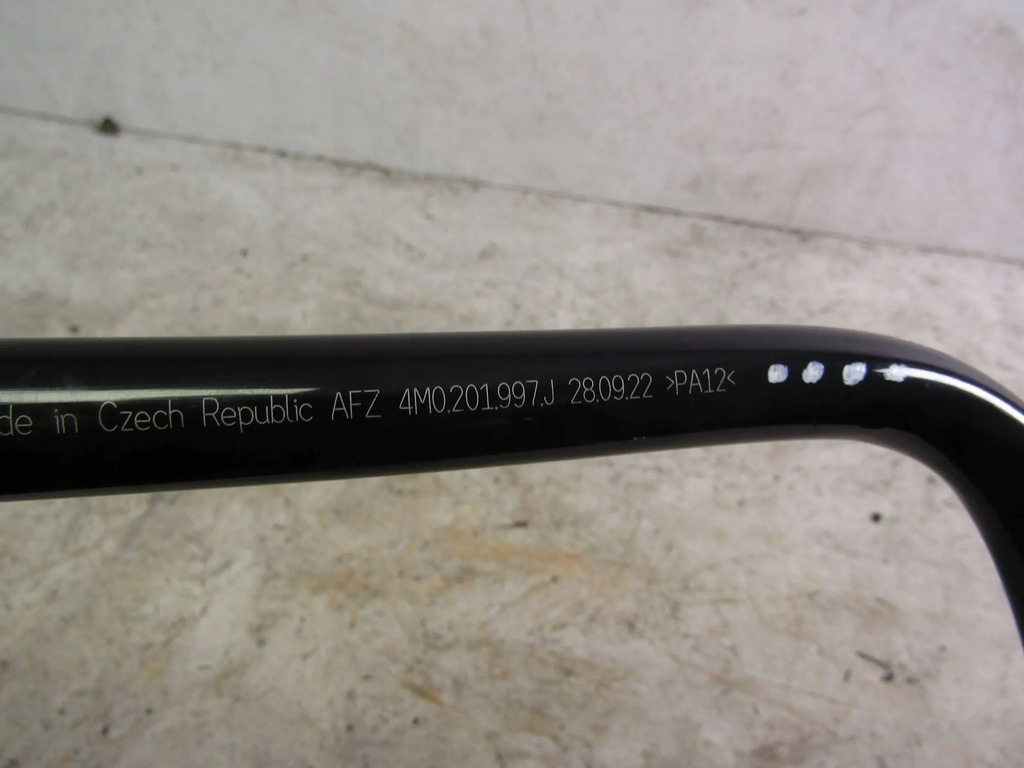 фото №8, Audi q7 4m шланг вентиляционный 4m0201997j