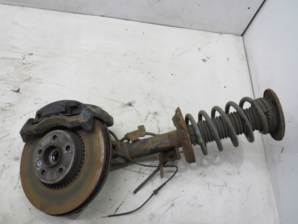 фото №1, Mcperson поворотний кулак лівий перед volvo v60 ii 2.4 d5