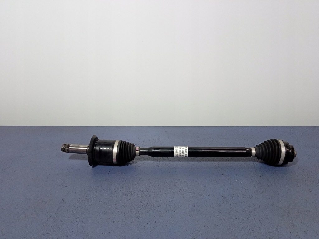фото №1, Bmw 1 f40 m135i xdrive приводной вал левая задняя 8679838