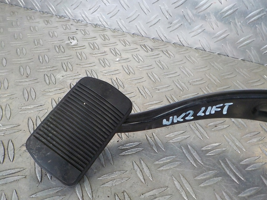 фото №3, Grand cherokee wk2 lift педаль тормоза