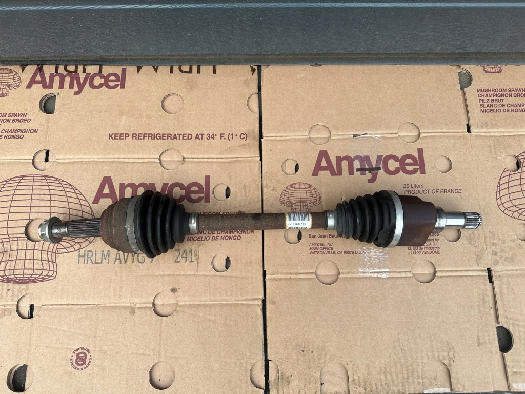 фото №1, Ford b-max 1.0 приводной вал левая короткий 17r 51tyś km!! cv17-3b437-bd