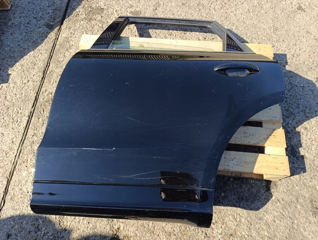 фото №1, Audi q5 8r левая задние дверь