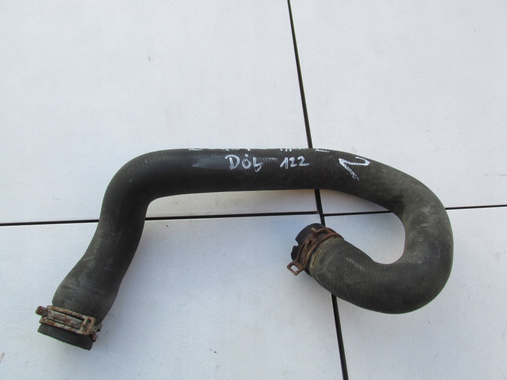 Пабтрубок  воды радиатора 1,8 2,0 16v c-max mk1 focus Оригинал