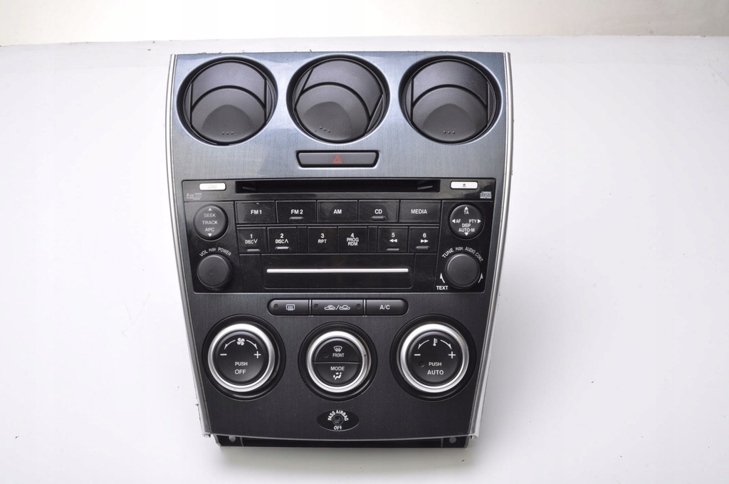 фото №1, Mazda 6 gg lift панель кондиционера