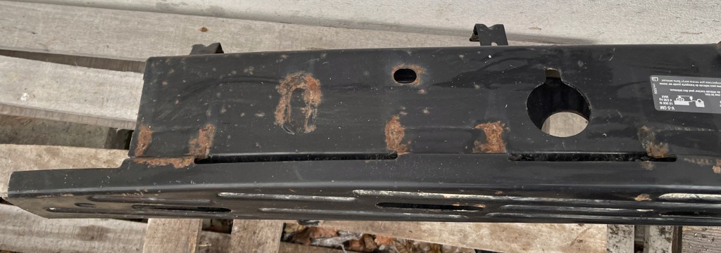 O2 cadillac escalade iv 2014 - балка бампера задний  фаркоп  задняя 22900139 с Разборки