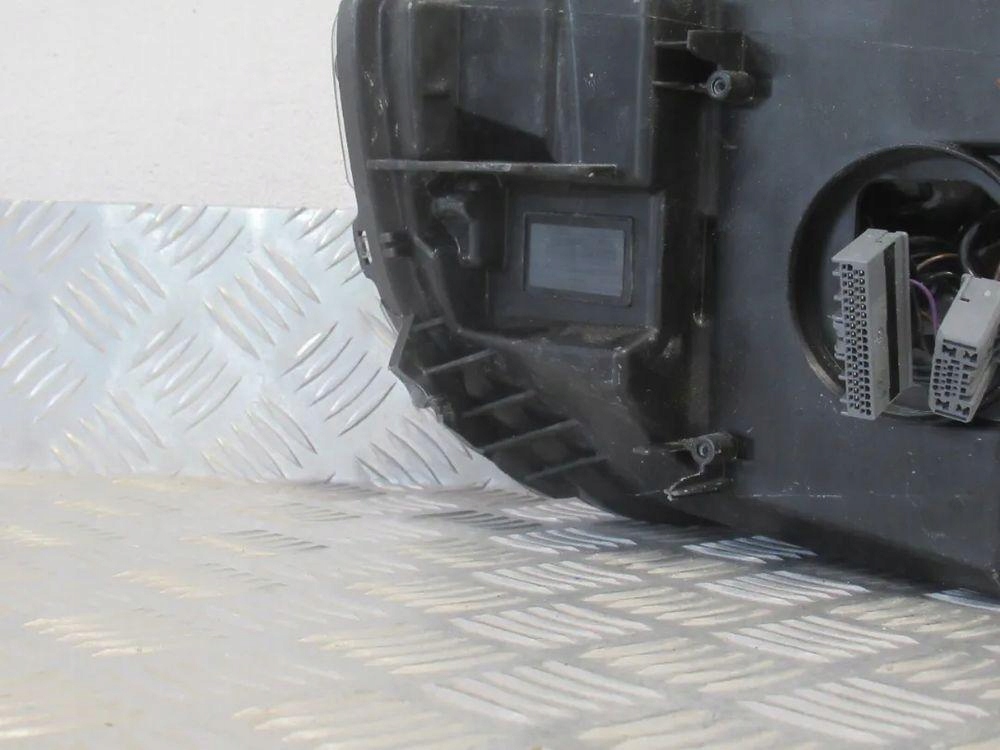 фото №9, Лампа передня перед права volvo xc40 full led 32342525 2017-2022