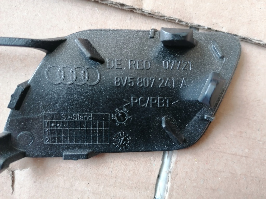 A3 8v sedan заглушка hak бампер перед oryg 8v5807241 Цена