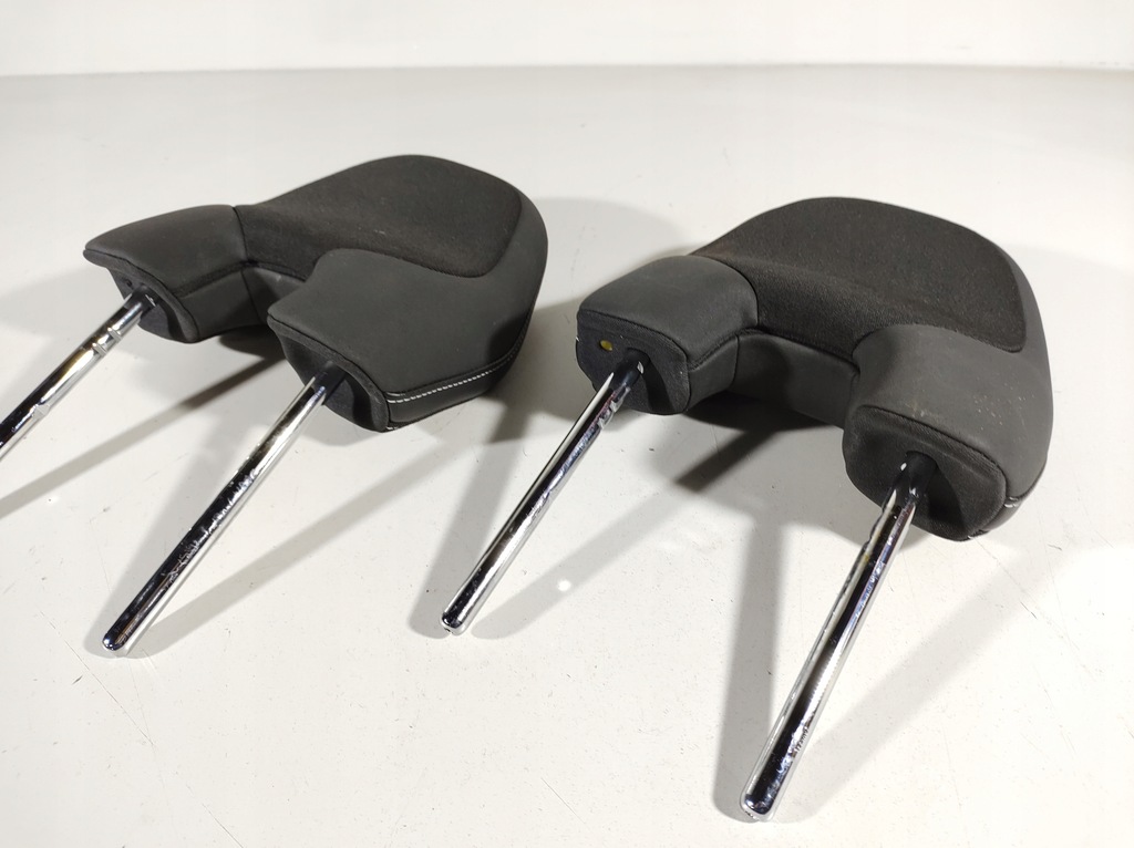 фото №12, Volvo v40 12r- подголовник сиденье