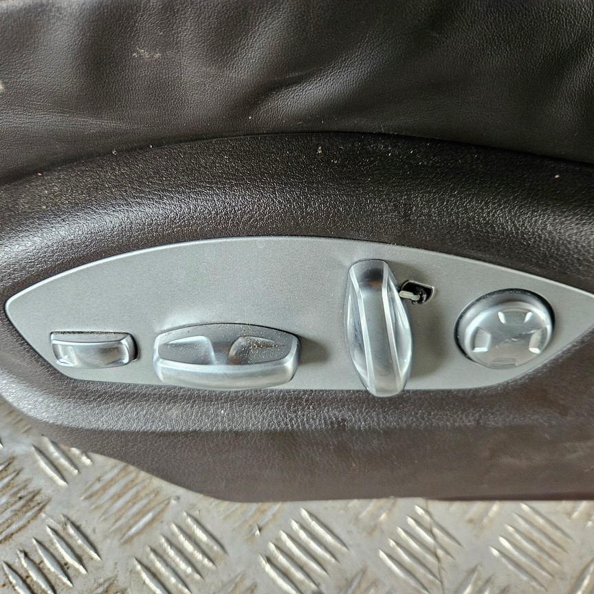 фото №7, Сиденья сиденье заднее сиденье обшивки porsche macan gts коричневый коричневые