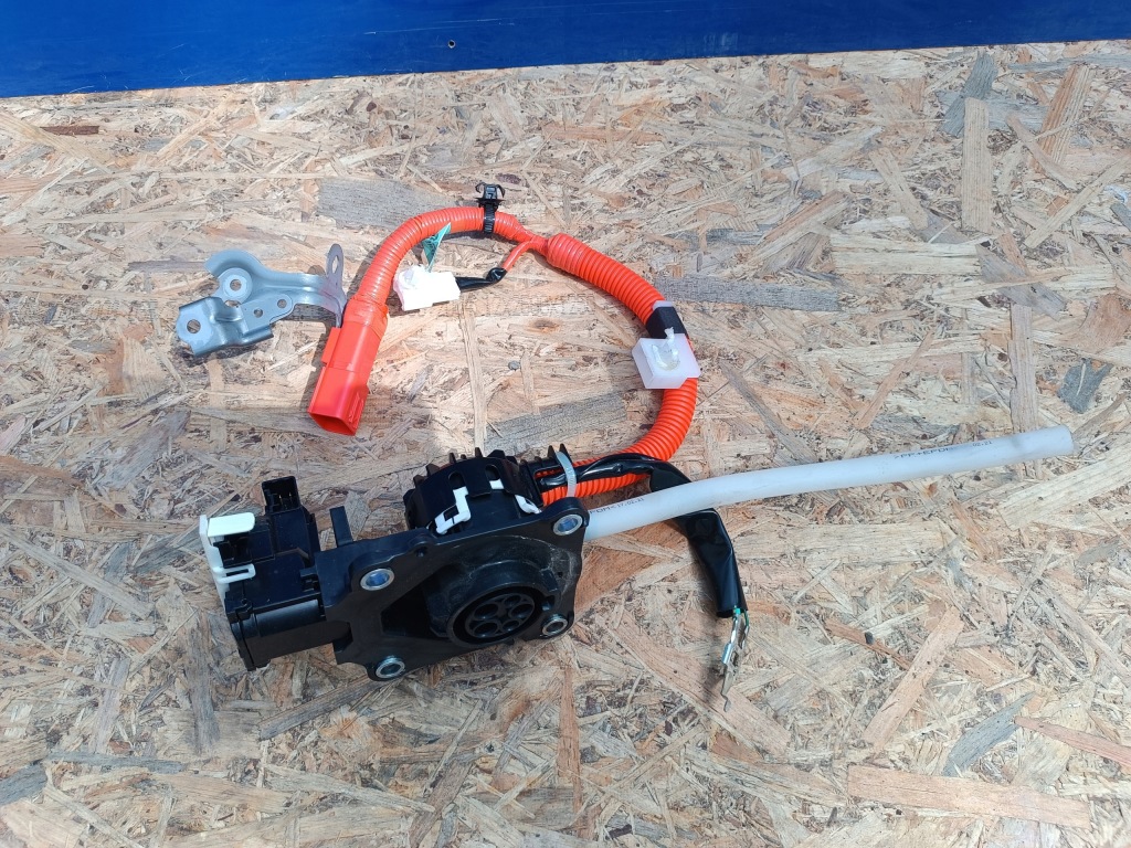 фото №1, Prius plug-in prime роз'єм заряджання g9081-47040