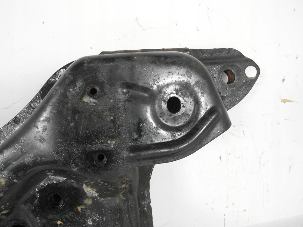 Купить Подрамник перед toyota corolla e12 1.6 vvt-i