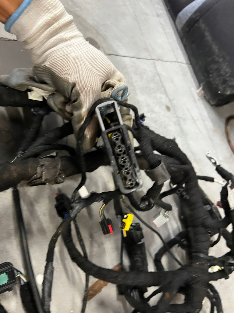 фото №8, Проводка джгут панелі приладової панелі консолі ford escape mk4 1.5 eb