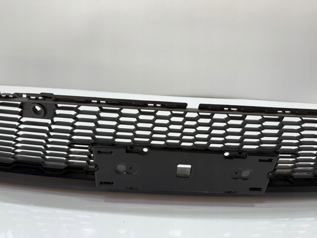 Peugeot 408 p54 бампер перед передний уголок левая решётка хороший Недорого