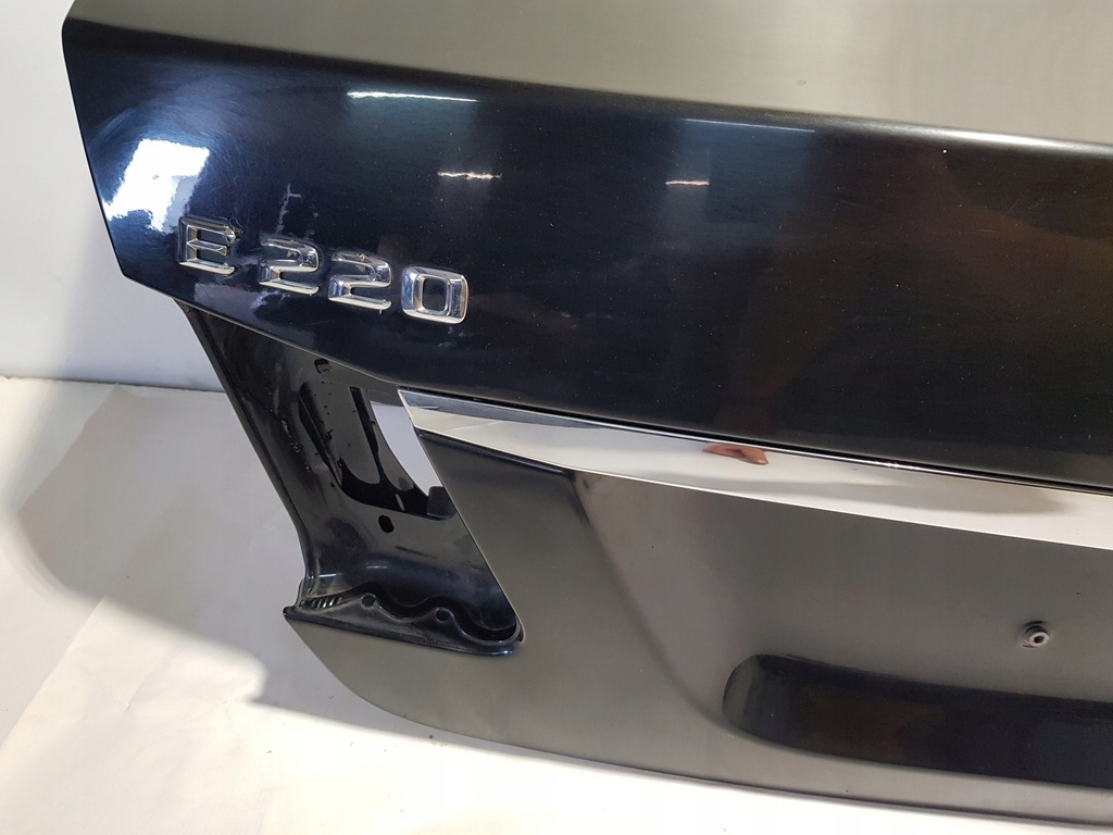 фото №10, Крышка багажника багажника mercedes w212 lift sedan 197