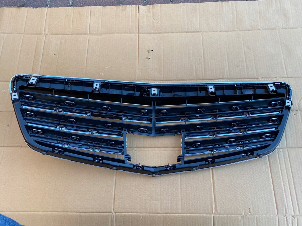 Купить Решётка радиатора mercedes w221 рестайлинг  amg distronic