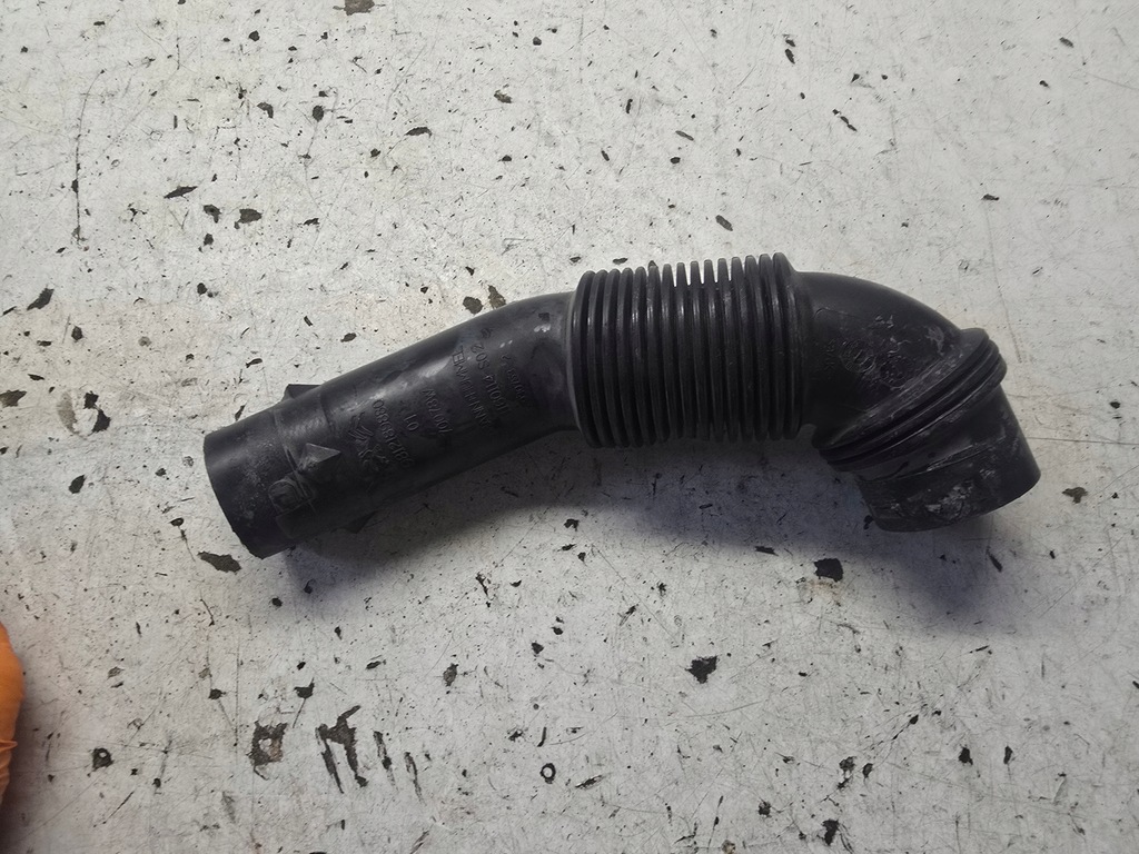 фото №1, Opel crossland x труба шланг воздуха 9812189880 1.5 дизель