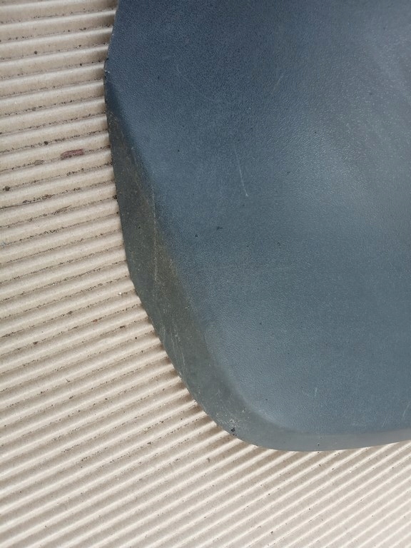 Ford kuga mk1 2008-12- уголок бампера правый задняя Недорого