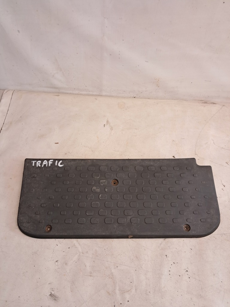 фото №1, Поріг підніжка двері renault trafic iii 8200943146 23r