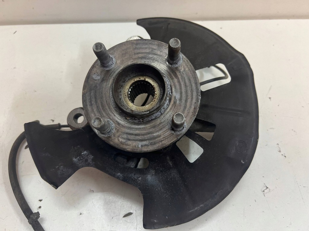 фото №6, Mazda 2 dj 2014- 1.5 ben skyactiv поворотный кулак левый перед ступица с датчиком