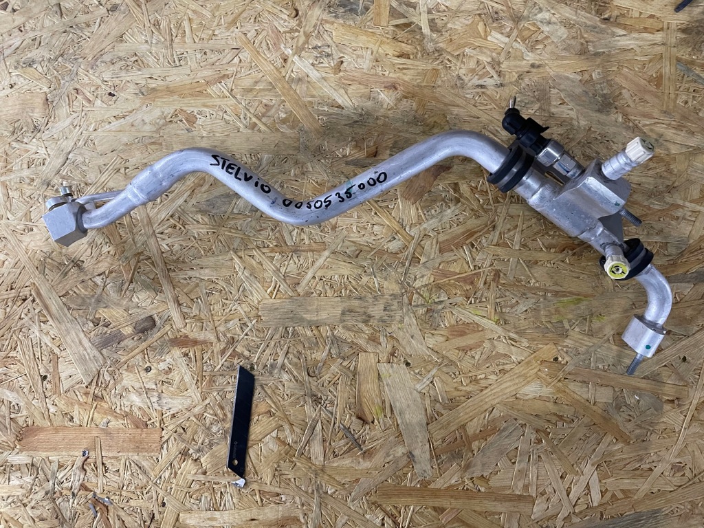 Купити Alfa romeo stelvio шланг патрубок do кондиціонера 0050535000