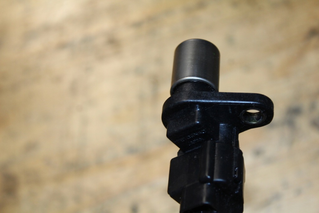 фото №13, Датчик положення вала розподільного валу rav 4 ii corolla verso ii 2.0 d4d 1cd