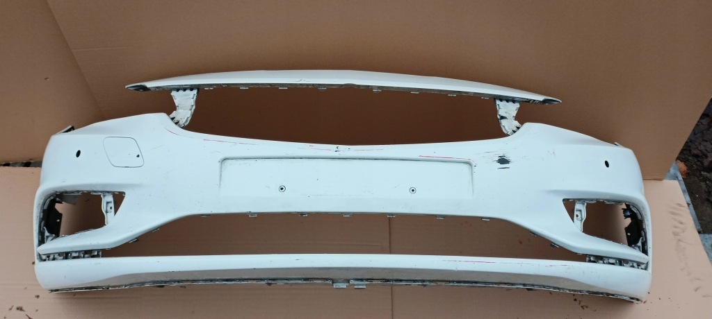 Купити Opel оригінальний номер 39052730 бампер