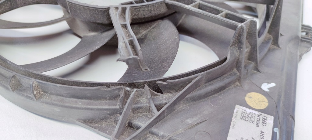 фото №7, Вентилятори + корпус audi a6 a7 a8 4h0121003l